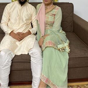 Elegant Traditional Outfit in Cream and Green